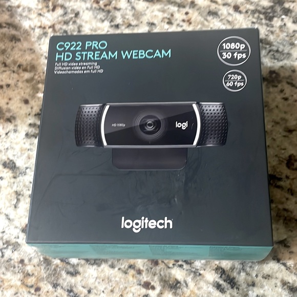 NEW in box Logitech-C922 Pro Stream 1080 webcam for HD stream webcam